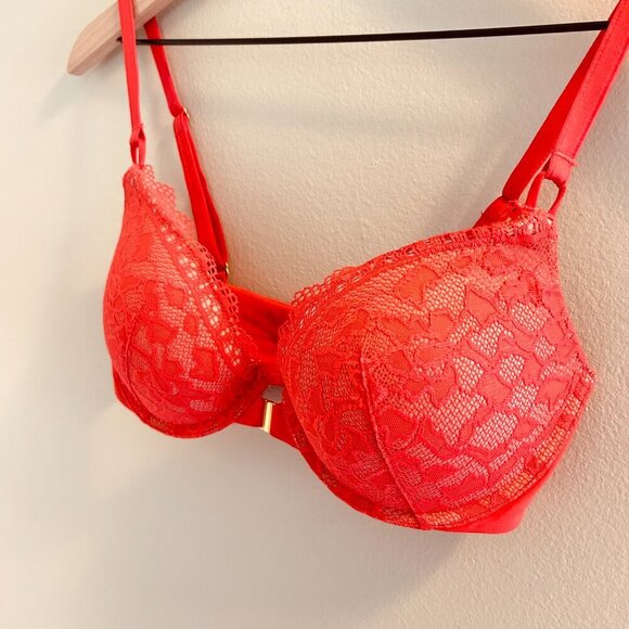 Soma Embraceable Enchanting Lace Front-Close Push-Up Bra Size 32DD Light Red - Picture 3 of 8